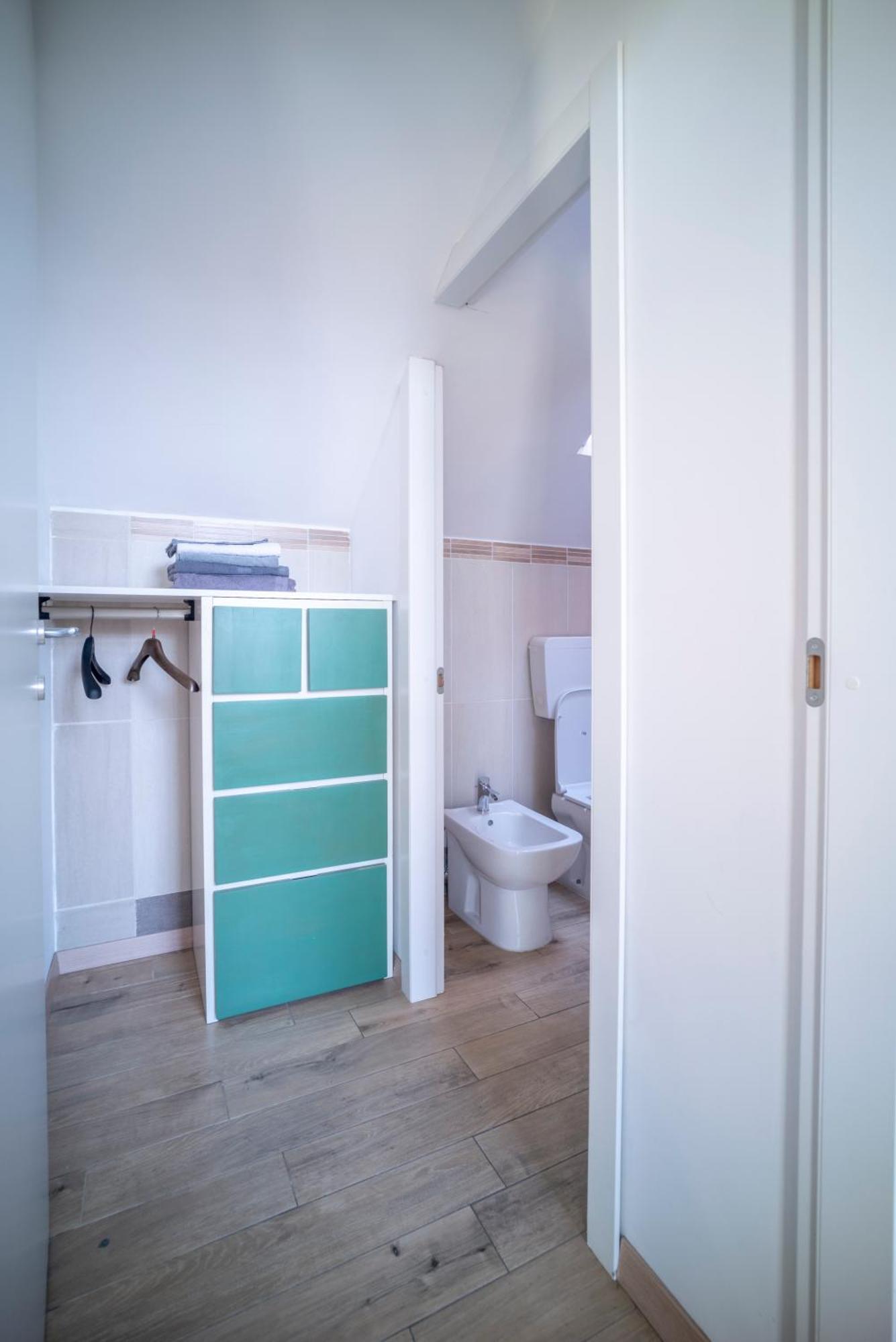 Flat With Terrace Close To Forum And Milanofiori Metro Assago Ngoại thất bức ảnh